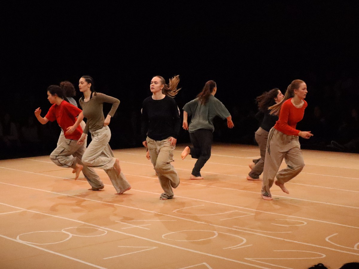 LUNDI :  niveau avancé DANSE CONTEMPORAINE ET IMPRO 17+.